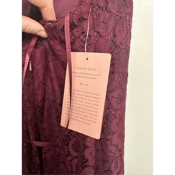 NWT Anthropologie BHLDN Emma Sweetheart Lace Gown in Dark Berry, Size 12 - Picture 7 of 16